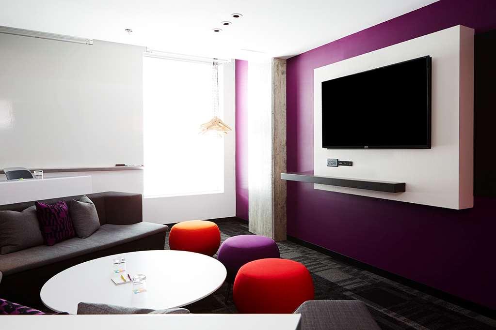 Alt Hotel Halifax Airport Enfield Удобства фото